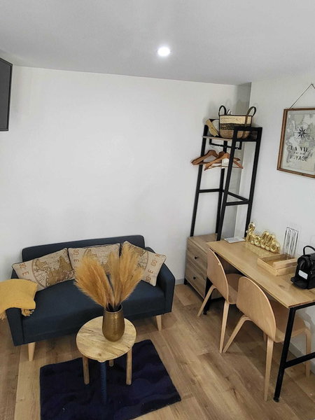 Hotel Residence a la Butte Aux Cailles, Paris, France