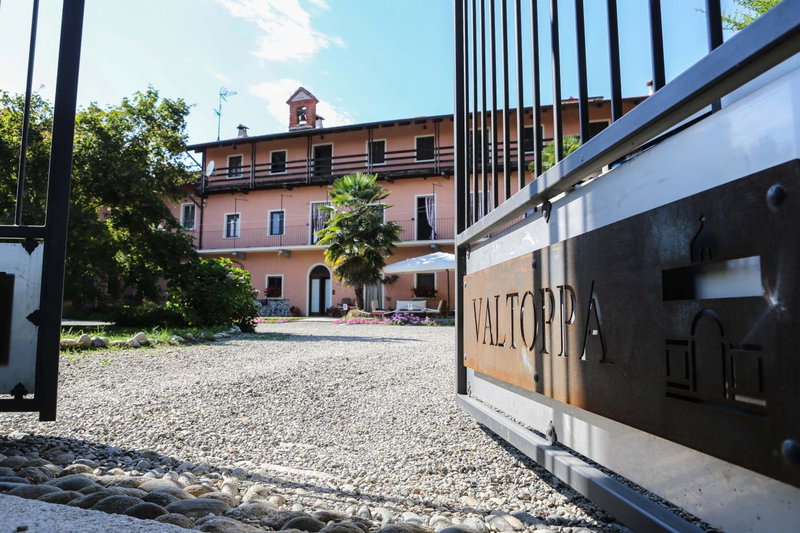 Tenuta Valtoppa, Sillavengo, Italy