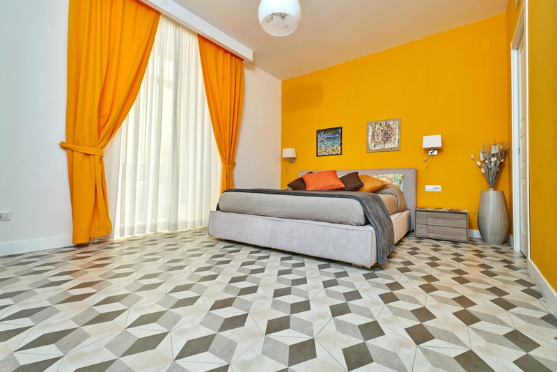 A Casa del Principe LT, Naples, Italy