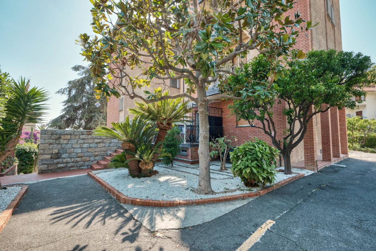 Hotel · Hotel Astoria, Bordighera