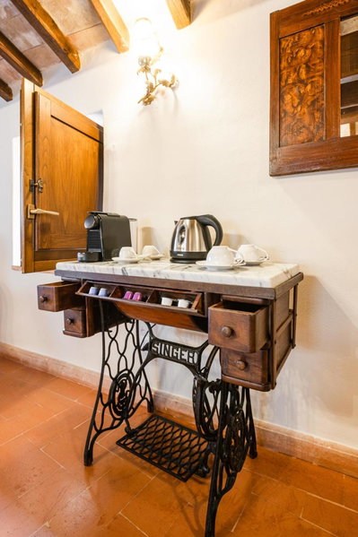 Borgo Petroro, Todi, Italy