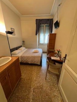 Bed&Bed Cassia, Florence, Italy