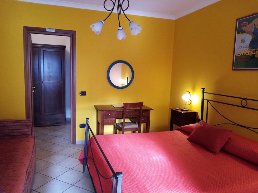 Albergo Pace, Pompei, Italy