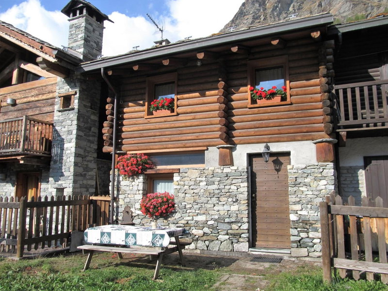 Miramonti, Valtournenche, Italy
