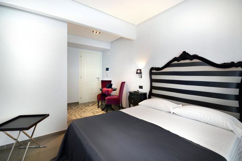 Barbarella Suite, Naples, Italy