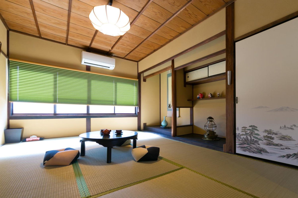 Kyotoya Tsukinoyu Kukai, Japan