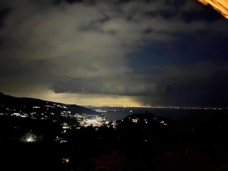 iHouse あたみんち, Atami, Japan