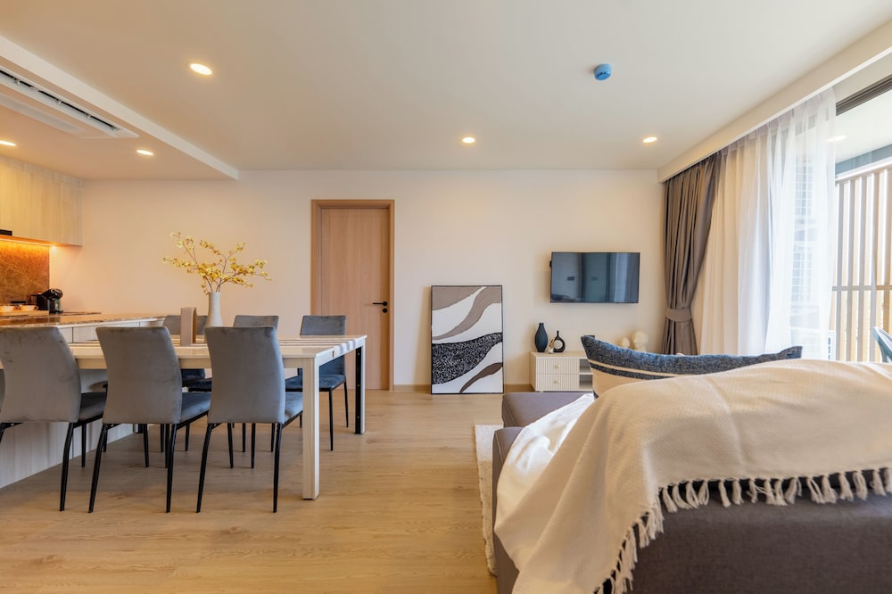 The Ozone Residences Bangtao, Thailand