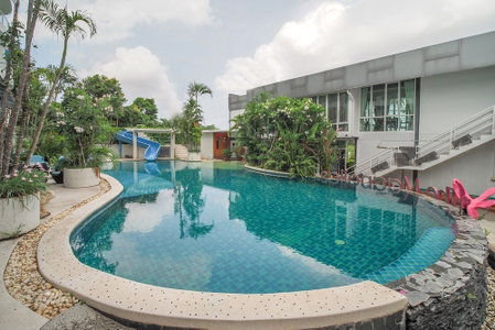Capital O 998 The Magnolias Pattaya Boutique Resort, Bang Lamung, Thailand