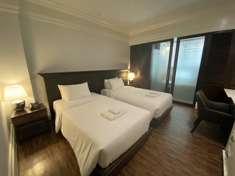 Huern Kan Thong Hotel, Phrae, Thailand