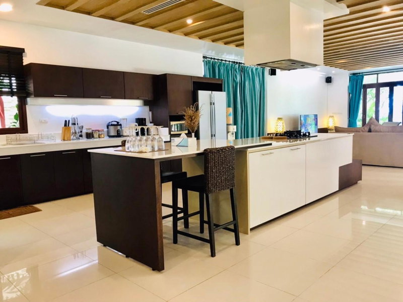 Amatapura Beachfront Villa 14, SHA Certified, Ao Nam Mao, Thailand