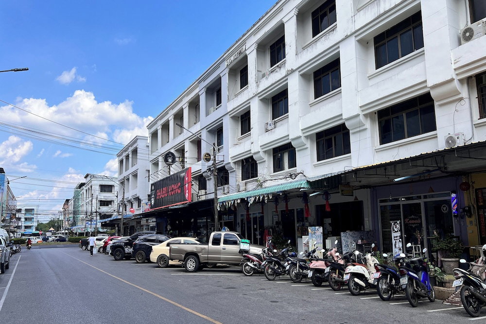 Bed Station Hostel Krabi, Thailand