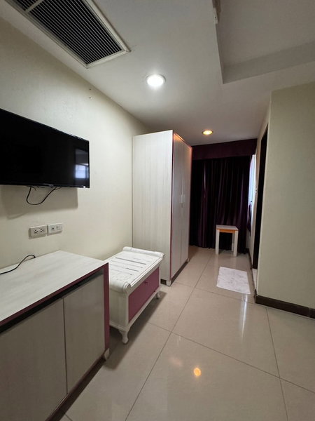ORCHID INN at SKV 3, Bangkok, Thailand