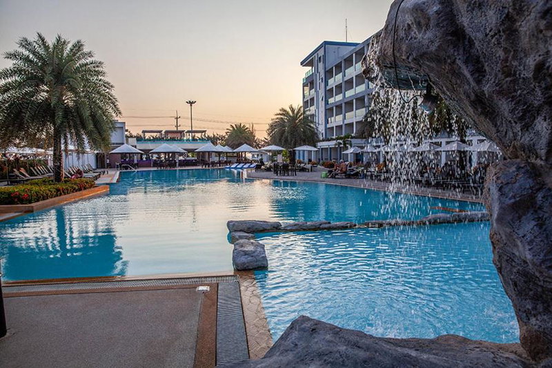 GB710 Grand Blue Beach Condo maephimholiday, Klaeng, Thailand