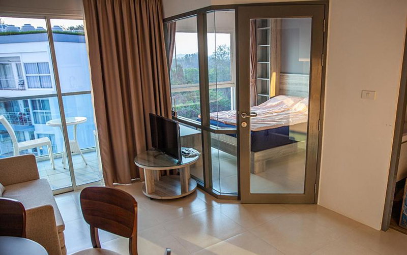 GB710 Grand Blue Beach Condo maephimholiday, Klaeng, Thailand