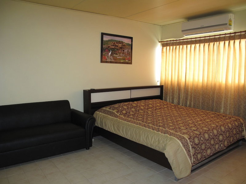 SK Muangthongthani Apartment, Pak Kret, Thailand