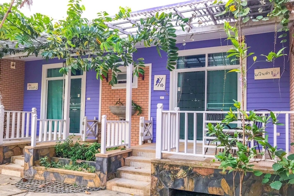 Bangchong Marina Resort, Thailand