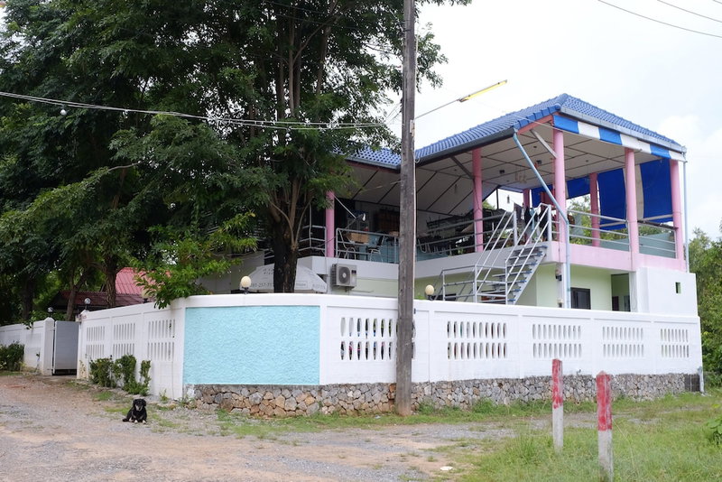 Chomlay Restaurant & Room for Rent, Rayong, Thailand