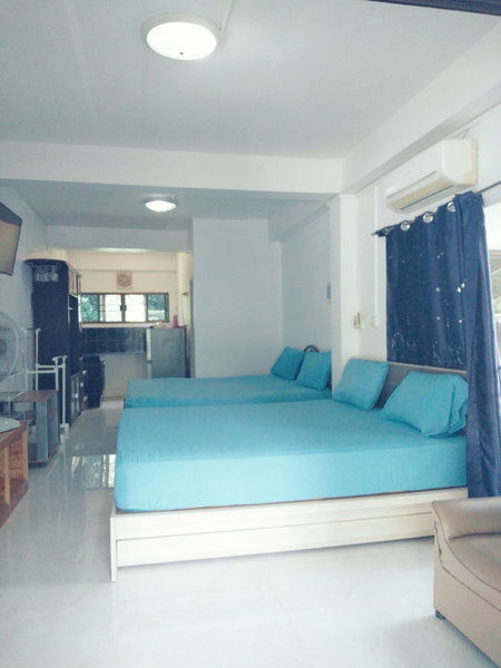 Chomlay Restaurant & Room for Rent, Rayong, Thailand