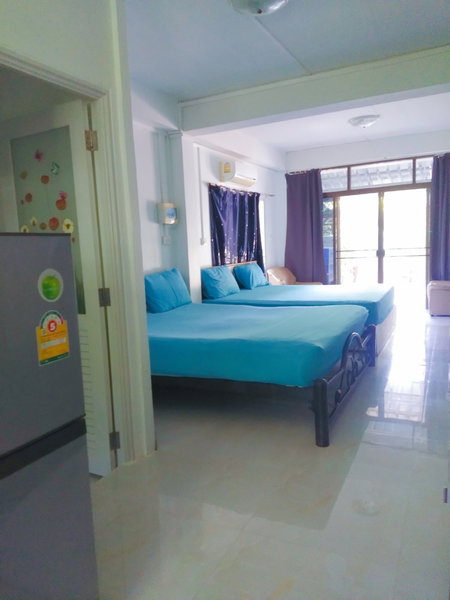 Chomlay Restaurant & Room for Rent, Rayong, Thailand