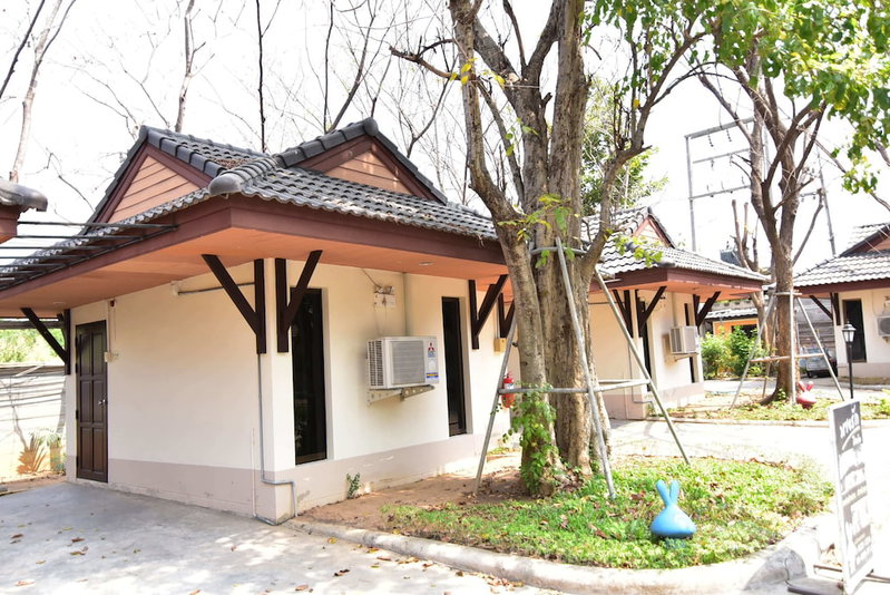 Bangrak Resort, Nakhon Sawan, Thailand
