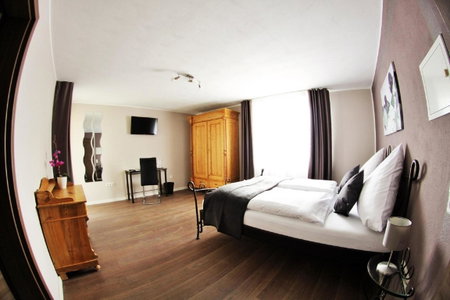 Apado-Hotel garni, Homburg, Germany