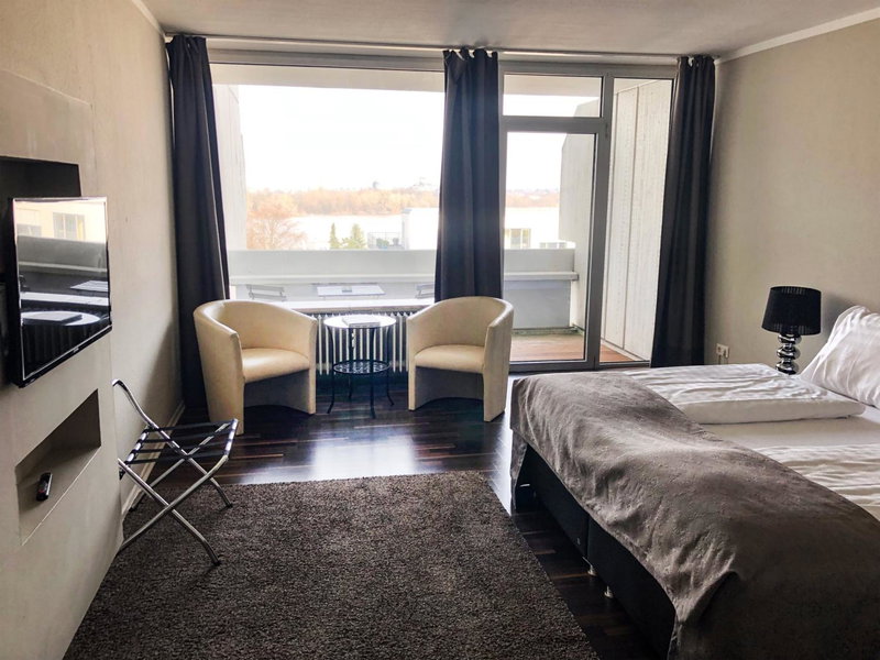 Rheinblick Apartments, Cologne, Germany
