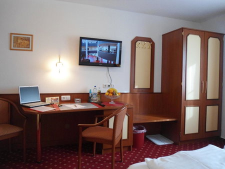 Hotel Hutzenthaler, Bruckberg, Germany