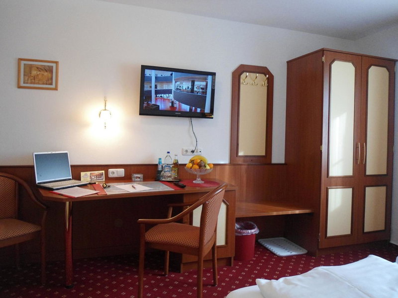 Hotel Hutzenthaler, Bruckberg, Germany