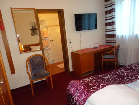 Hotel & Weinstube Restaurant Filling, Frankenthal, Germany