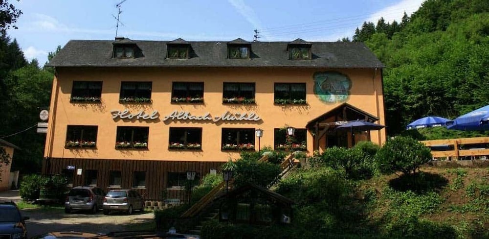 Hotel · Waldhotel Albachmuehle, Wasserliesch