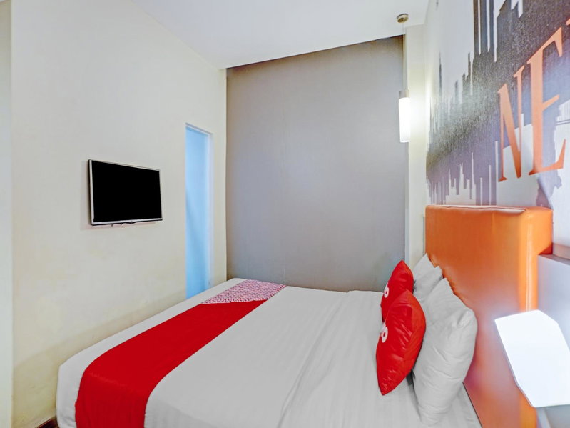 Sans Vibes Hotel Syariah Graha 100 Gubeng Surabaya, Surabaya, Indonesia