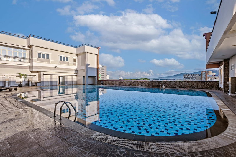 Grand Whiz Megamas Manado, Manado, Indonesia