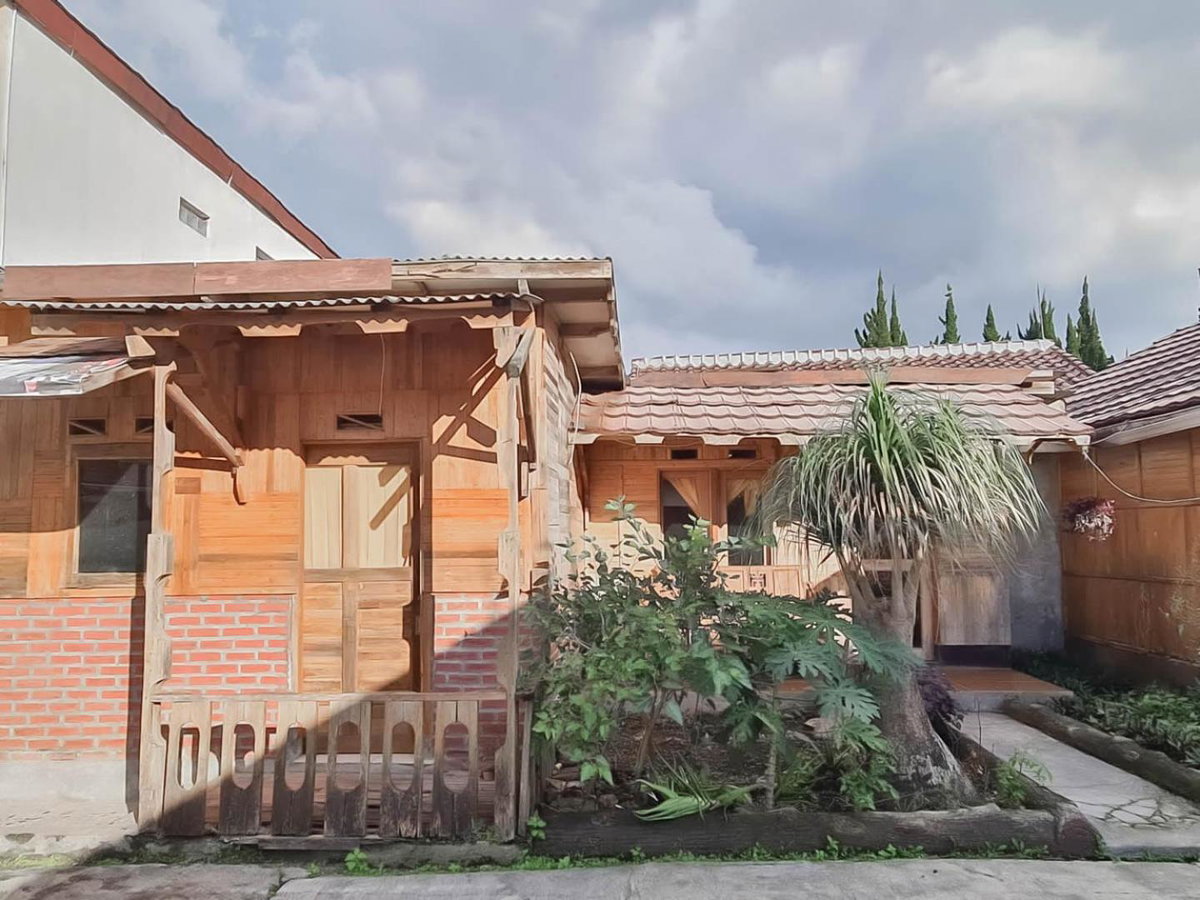 Hotel · Family Guest House Lembang RedPartner, Lembang