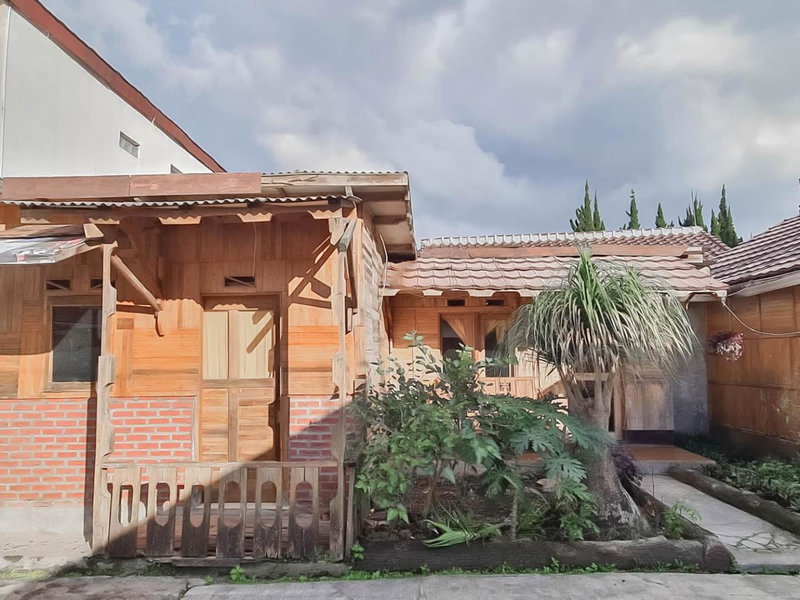 Family Guest House Lembang RedPartner, Lembang, Indonesia