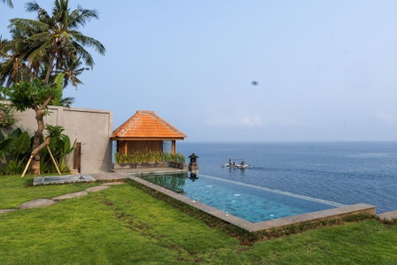 Seaside Oceana Suites by Mahaprana, Kubutambahan, Indonesia