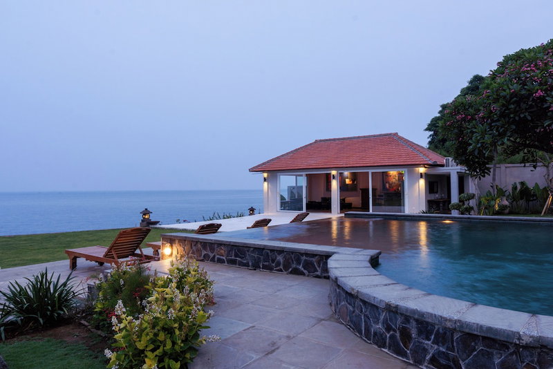 Seaside Oceana Suites by Mahaprana, Kubutambahan, Indonesia