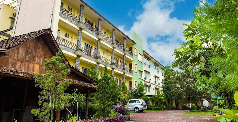 Hotel · Lotus Bandung, Bandung