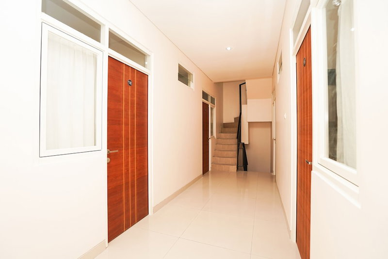 Hotel O Menjangan Residence at Citraland 1, Surabaya, Indonesia