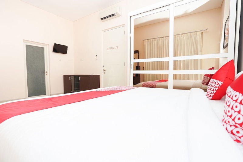 Hotel O Menjangan Residence at Citraland 1, Surabaya, Indonesia