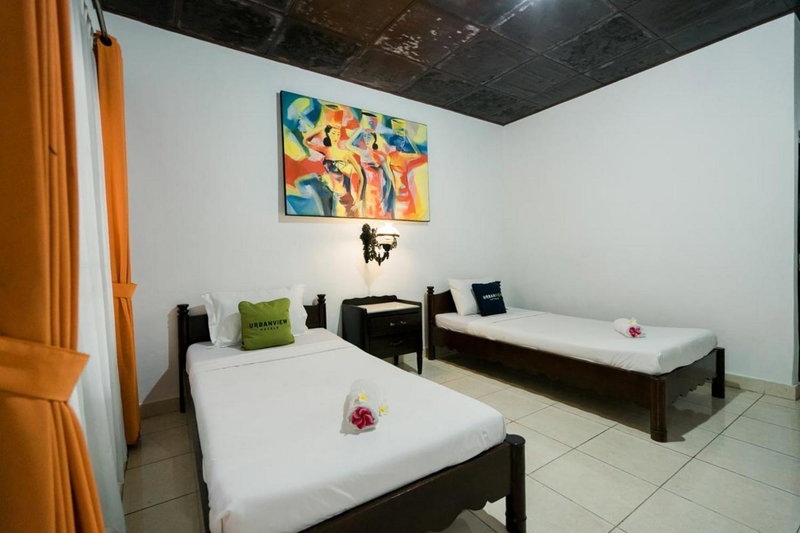 Urbanview Hotel Ananda Beach Sanur, Sanur, Indonesia