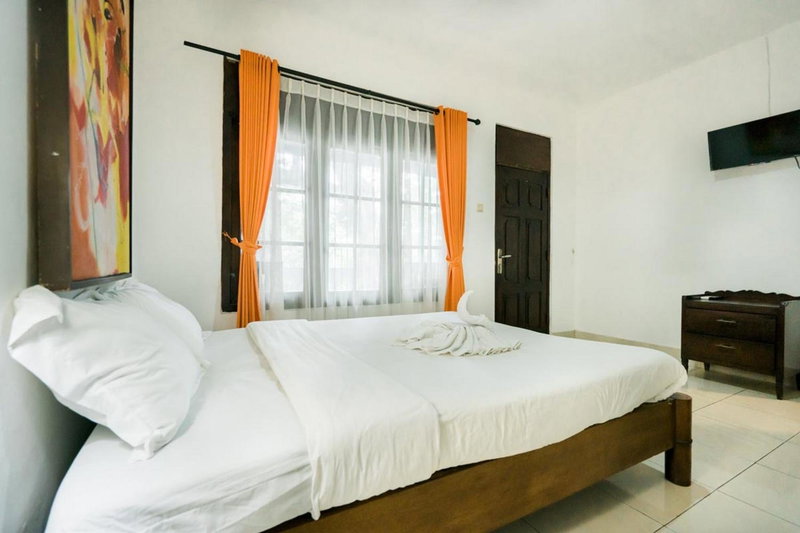 Urbanview Hotel Ananda Beach Sanur, Sanur, Indonesia