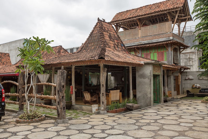 Kampung Lawasan Heritage Cottage, Depok, Indonesia