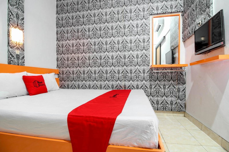 RedDoorz near Hartono Mall, Yogyakarta, Indonesia