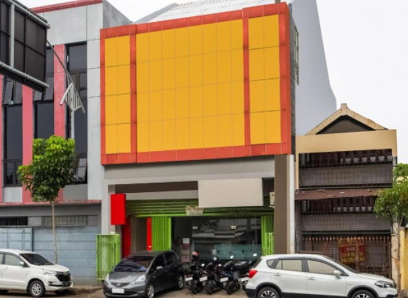 RedDoorz near BG Junction Surabaya, Surabaya, Indonesia