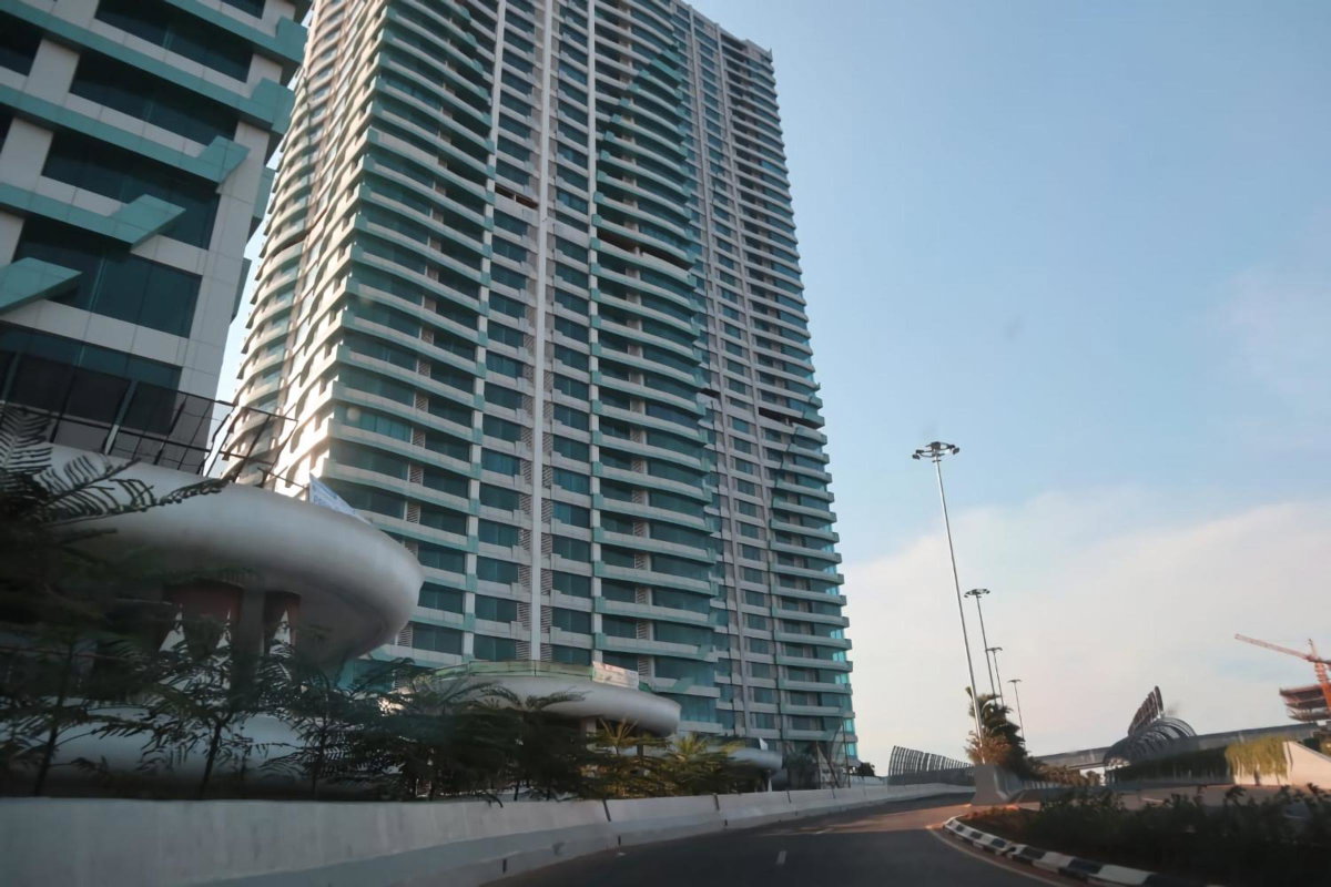 Apartemen Grand Kamala Lagoon Studio By Bonzela Property, Indonesia