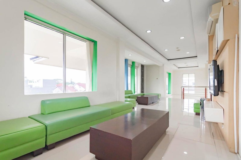 Urbanview Hotel Syariah Dapen Pontianak by RedDoorz, Siantan, Indonesia