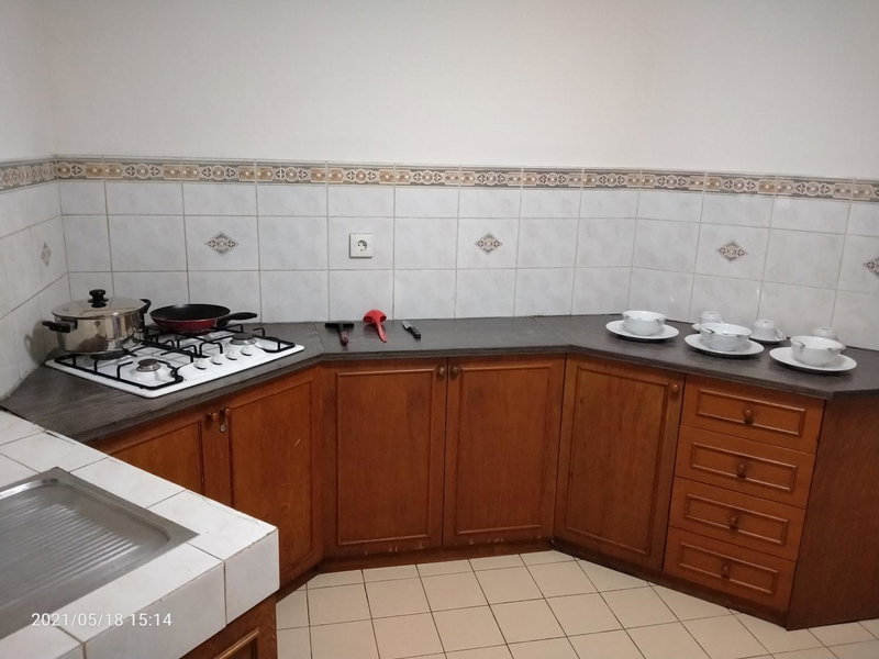 Apartemen Puncak Marina, Surabaya, Indonesia