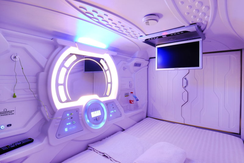 Tab Capsule Hotel - Kayoon Surabaya, Surabaya, Indonesia