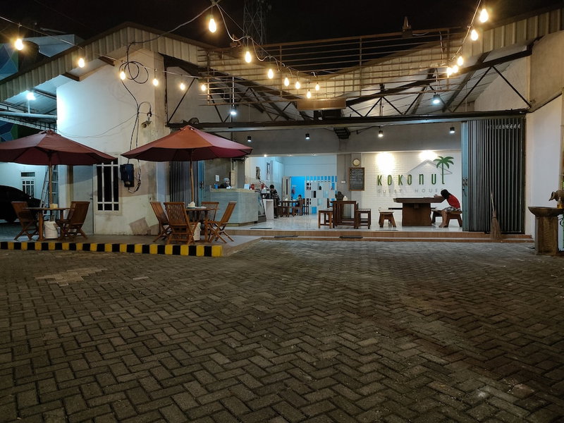 Kokonut Guesthouse, Surabaya, Indonesia